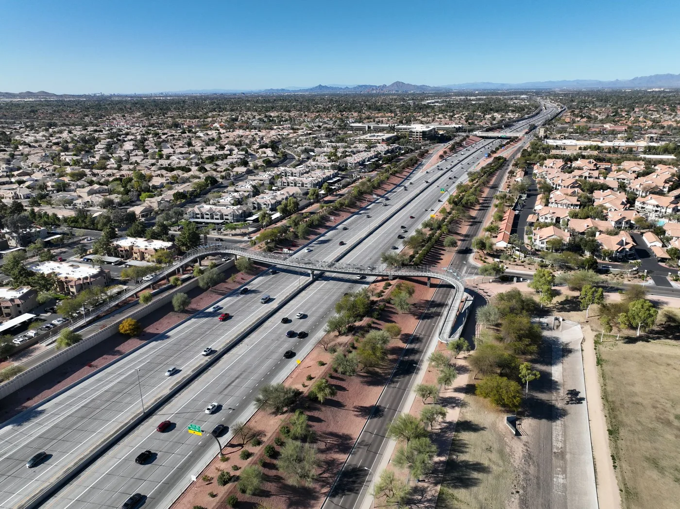 Rush hour traffic on I-10 in the Phoenix metro